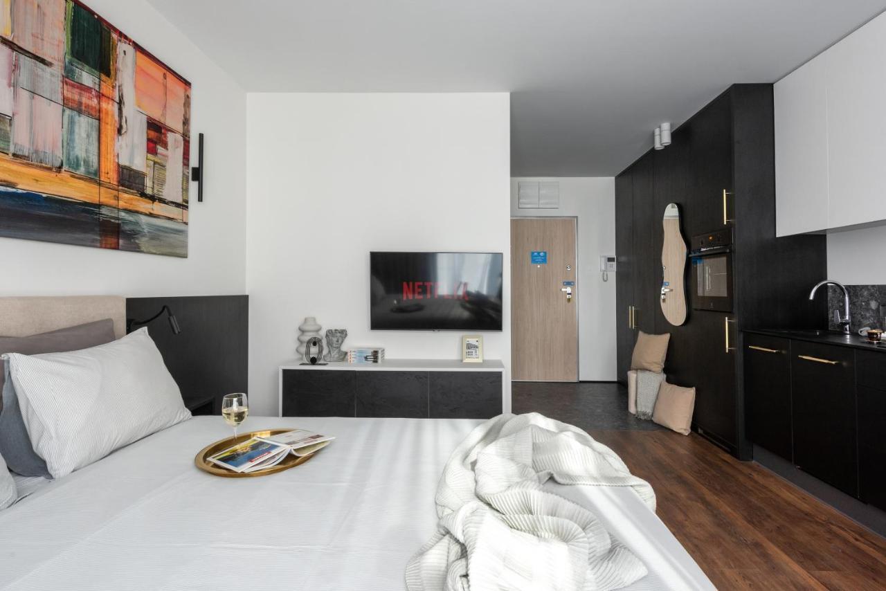 Apartamenty-wroc Ksiecia Witolda By The River Wrocław